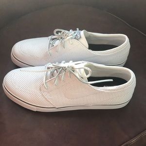 Nike Janoski SB. ULTRA RARE white perfs. NWT